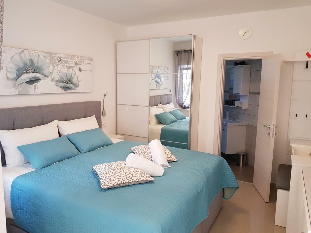 Evita Fazana Premium Studio Apartments Екстериор снимка
