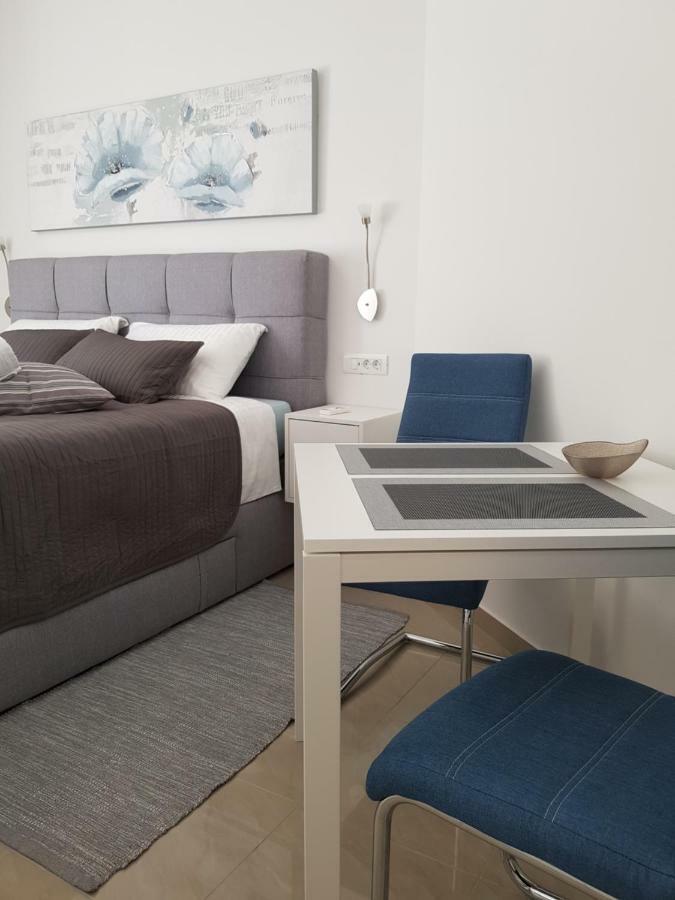 Evita Fazana Premium Studio Apartments Екстериор снимка