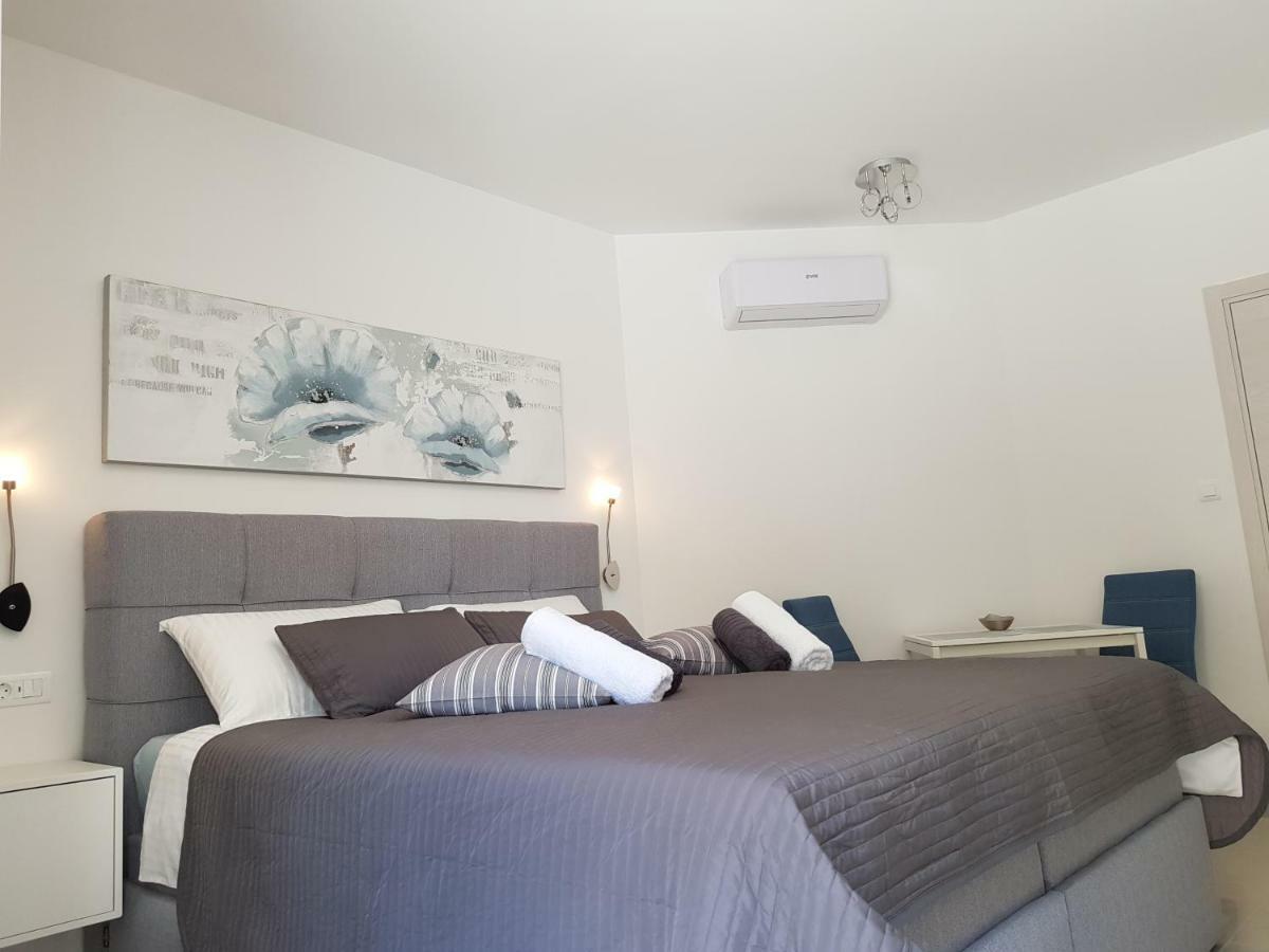 Evita Fazana Premium Studio Apartments Екстериор снимка